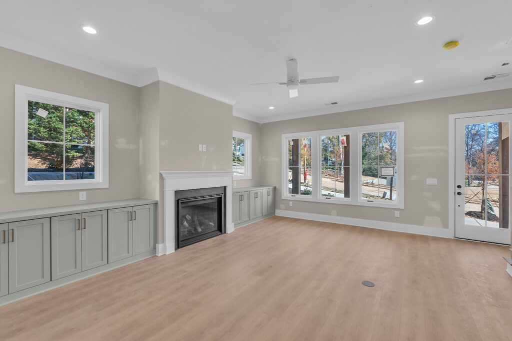 Mcneil_Court_Greenville_DSC06106